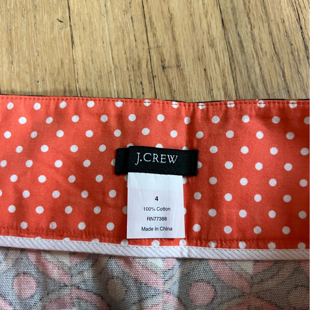 Patterned Mini Skirt! - Picture 2 of 4